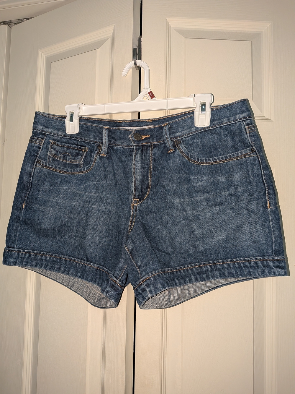 Old Navy Blue Rolled-Hem Denim Shorts